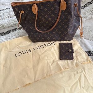 Louis Vuitton Dark Neverfull MM Brown Monogram Tote with cards holder wallet .